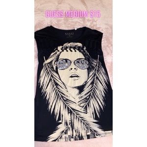 Guess T-shirt size medium black
